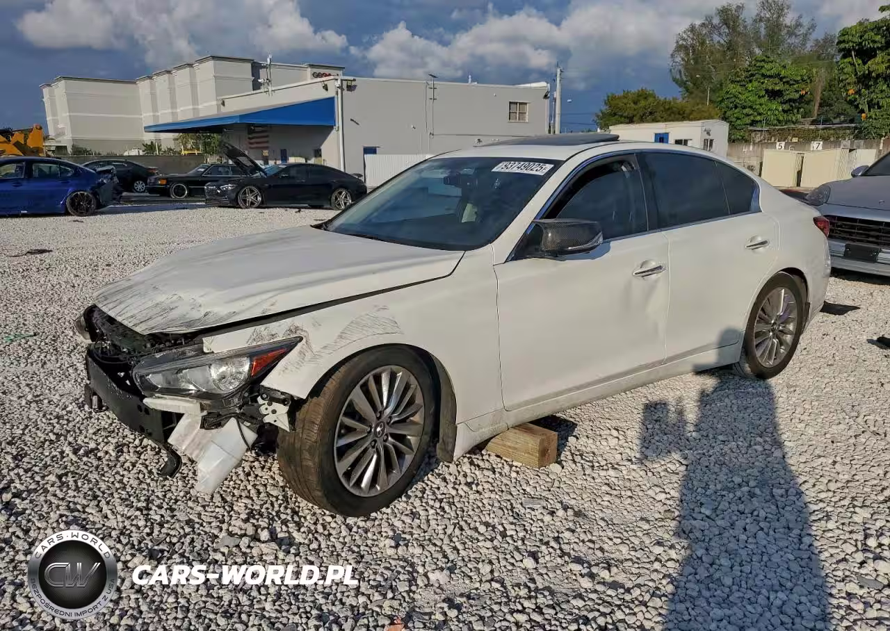 2021 Infiniti Q50 Luxe