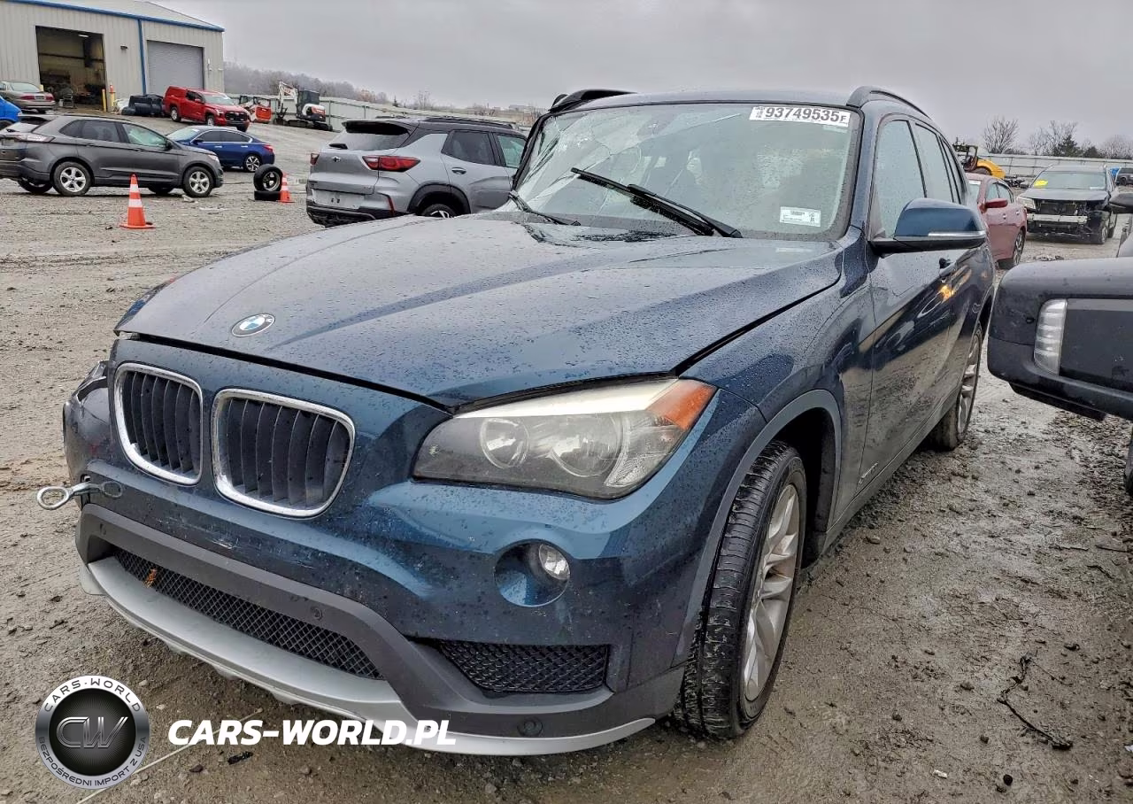 2015 BMW X1 xDrive28I VIN:WBAVL1C51FVY24950 - 1