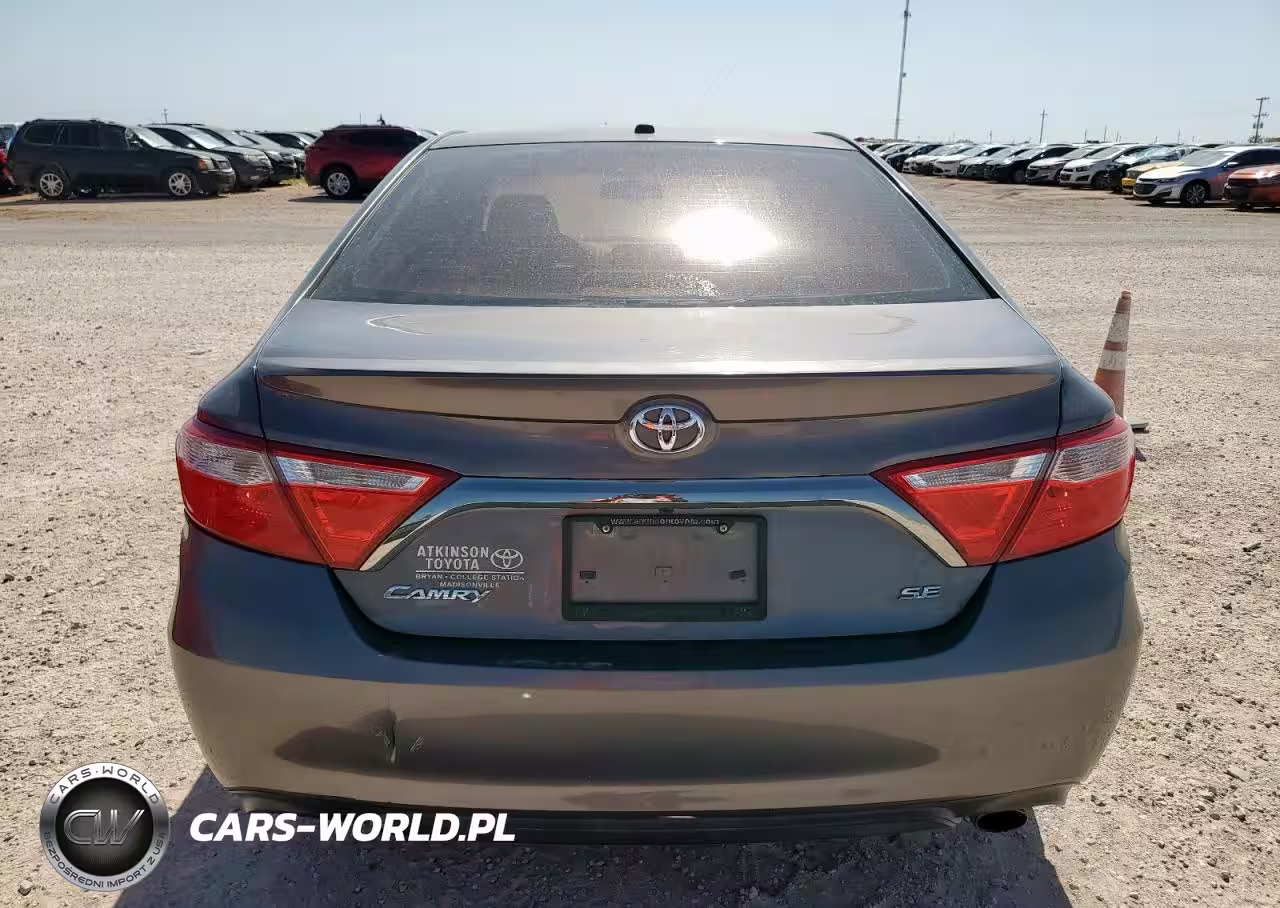 2015 Toyota Camry Le VIN:4T1BF1FK6FU060352 - 6