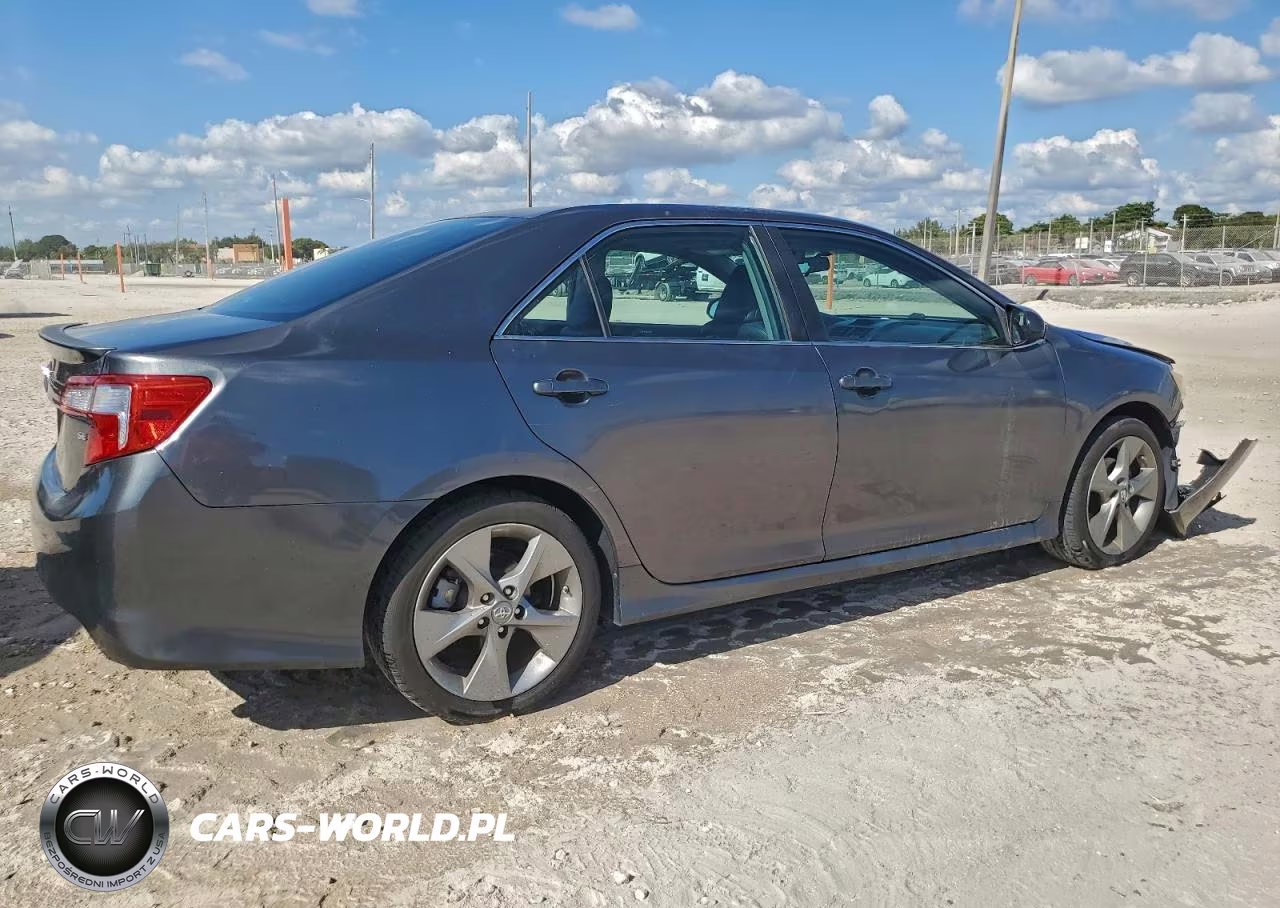2014 Toyota Camry L VIN:4T1BF1FK2EU459175 - 3