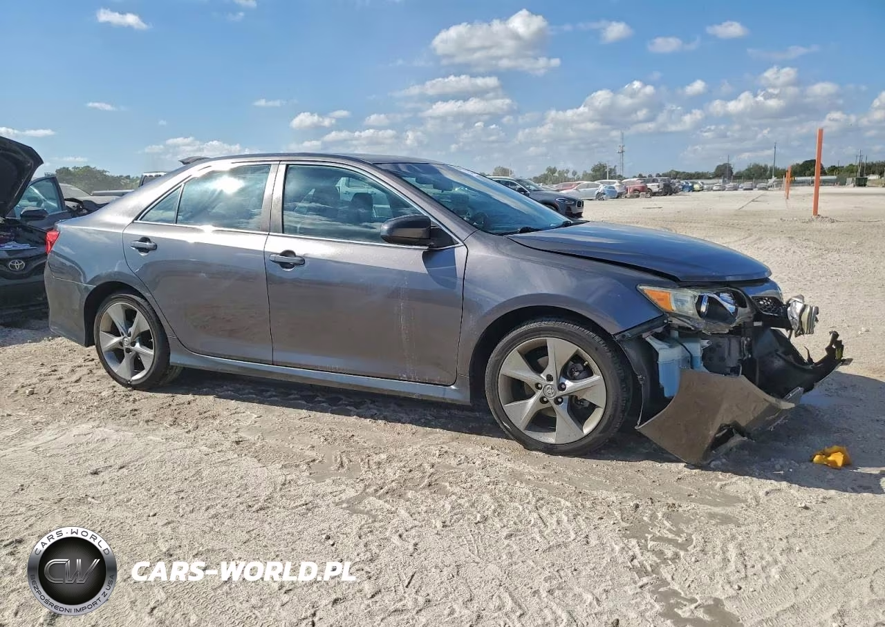 2014 Toyota Camry L VIN:4T1BF1FK2EU459175 - 4