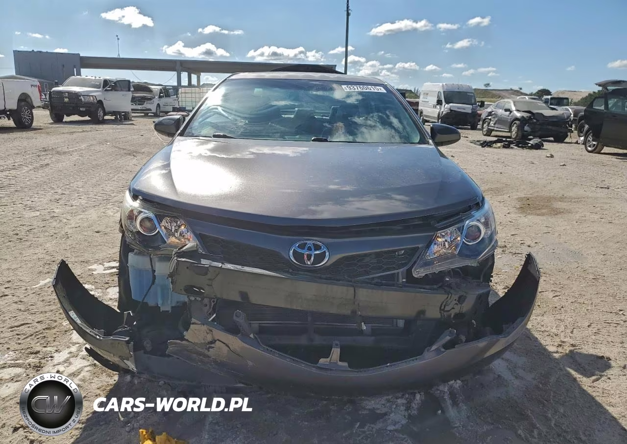 2014 Toyota Camry L VIN:4T1BF1FK2EU459175 - 5
