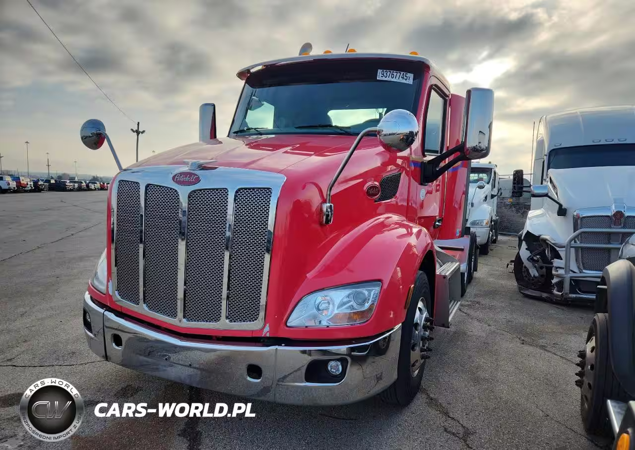 2021 Peterbilt 579 Semi Truck