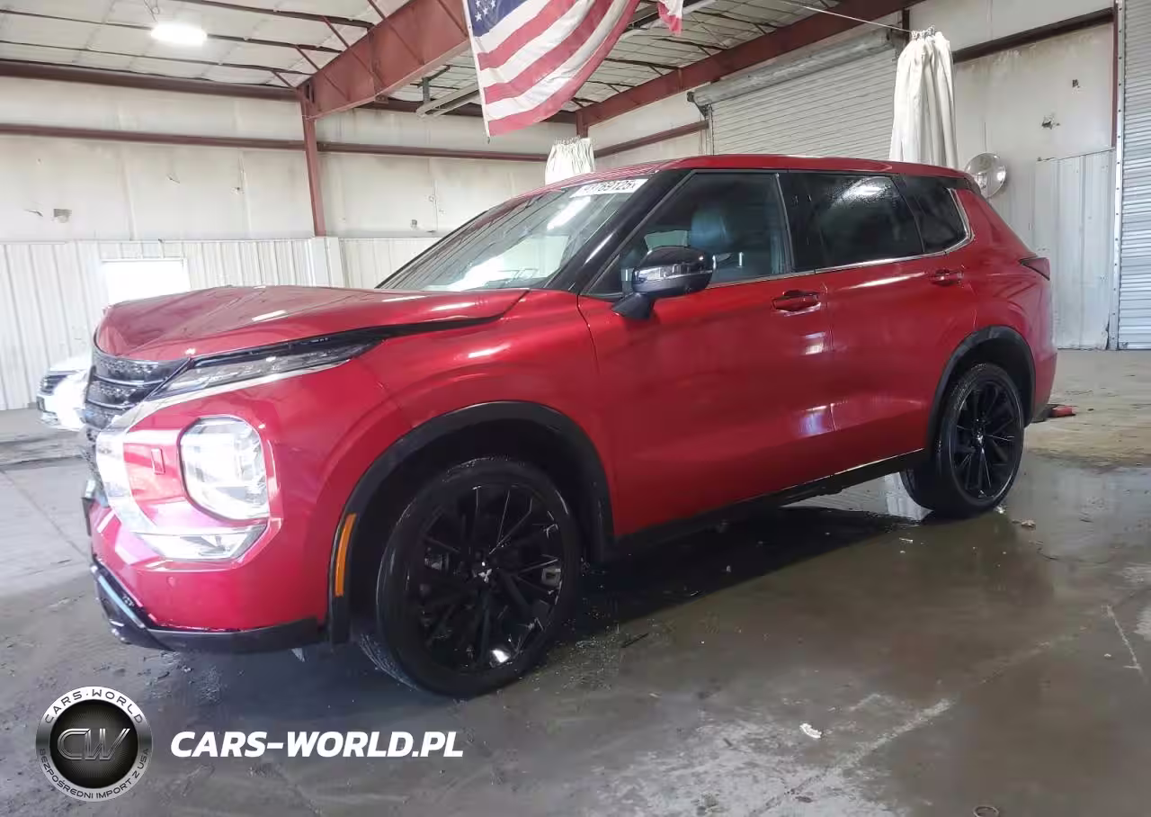 2023 Mitsubishi Outlander Se