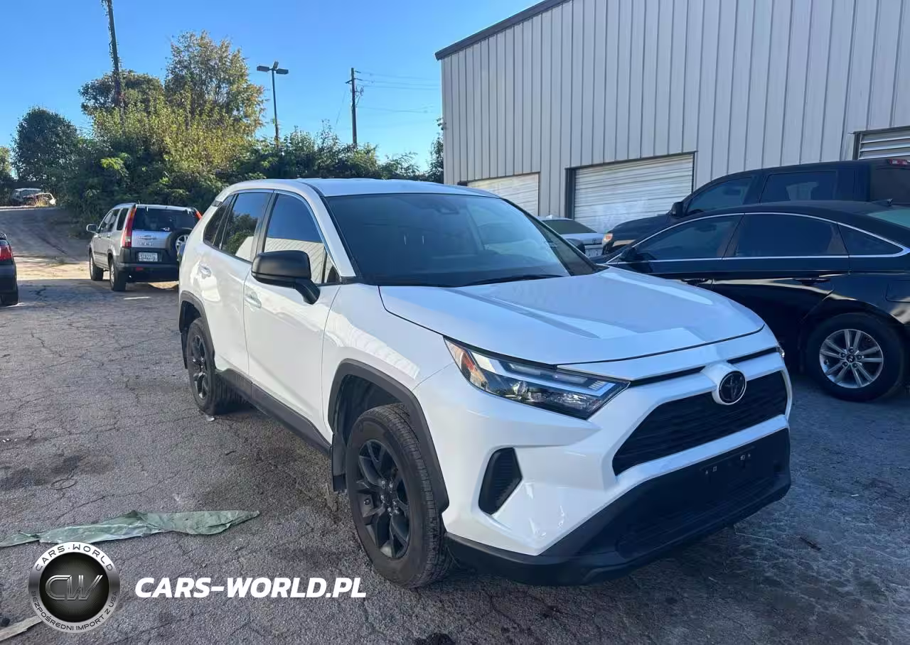 2023 TOYOTA RAV4 LE