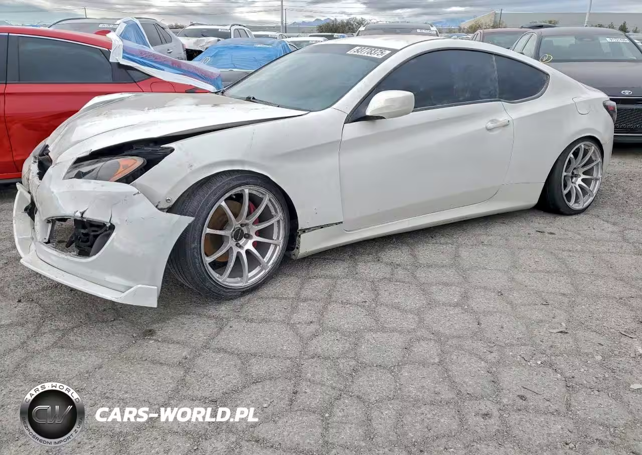 2010 Hyundai Genesis Co