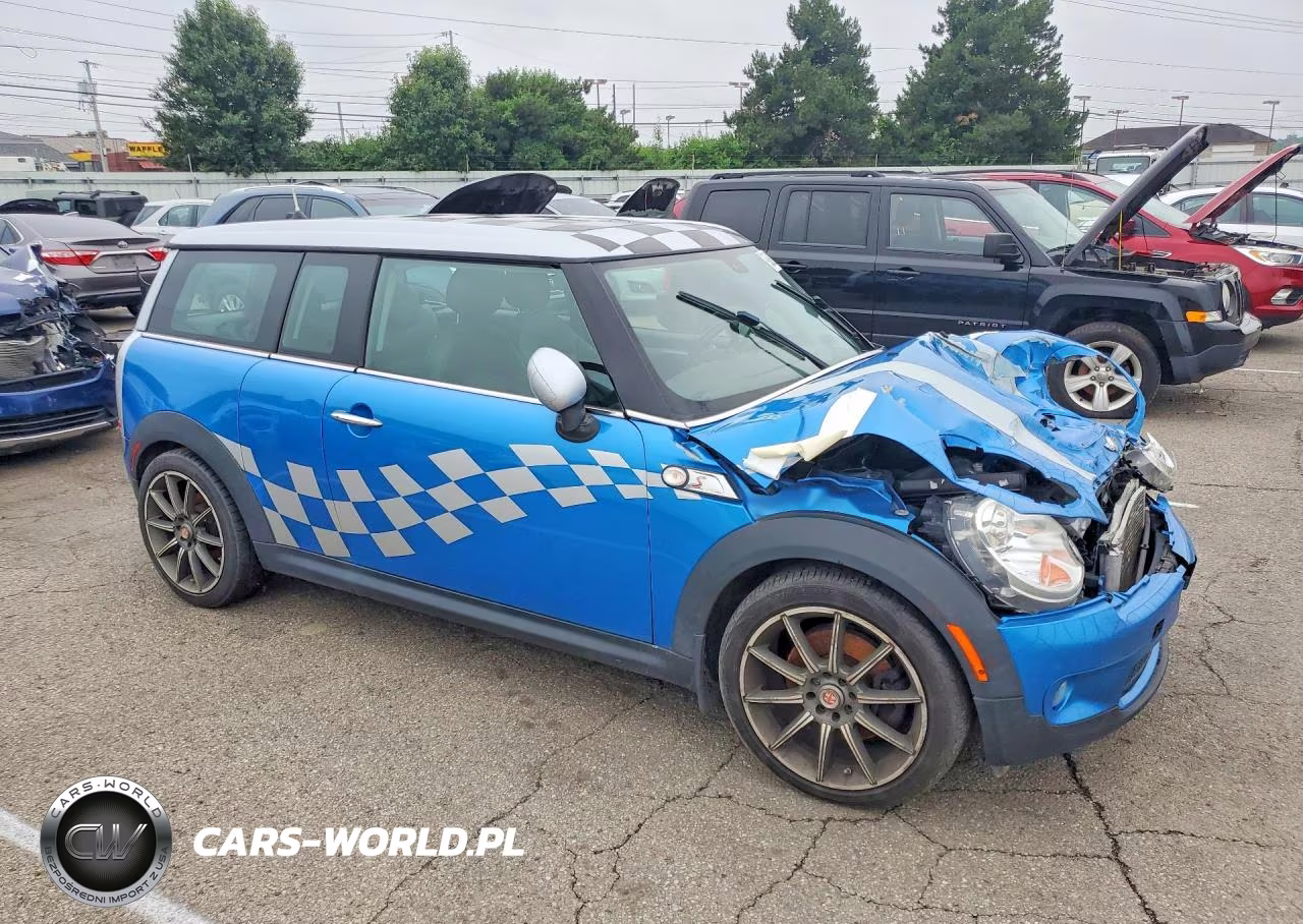 2008 Mini Cooper S Clubman VIN:WMWMM33598TP87682 - 4