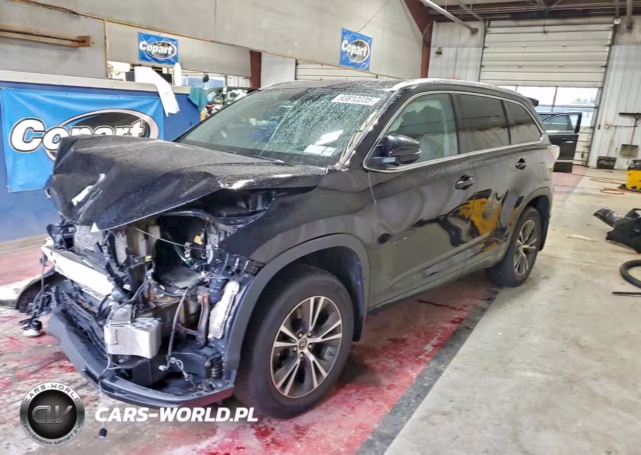 2016 Toyota Highlander Xle