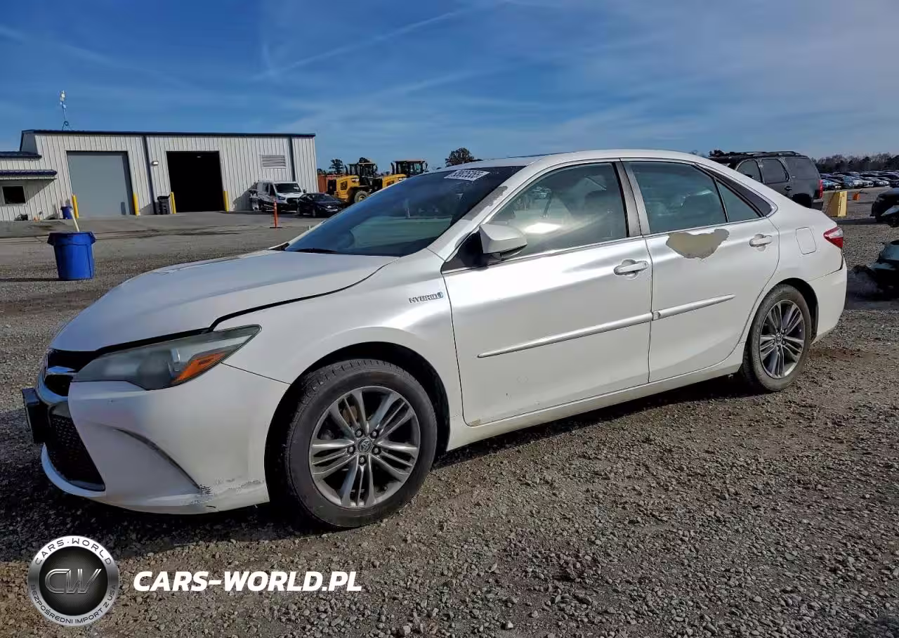 2015 Toyota Camry Hybrid