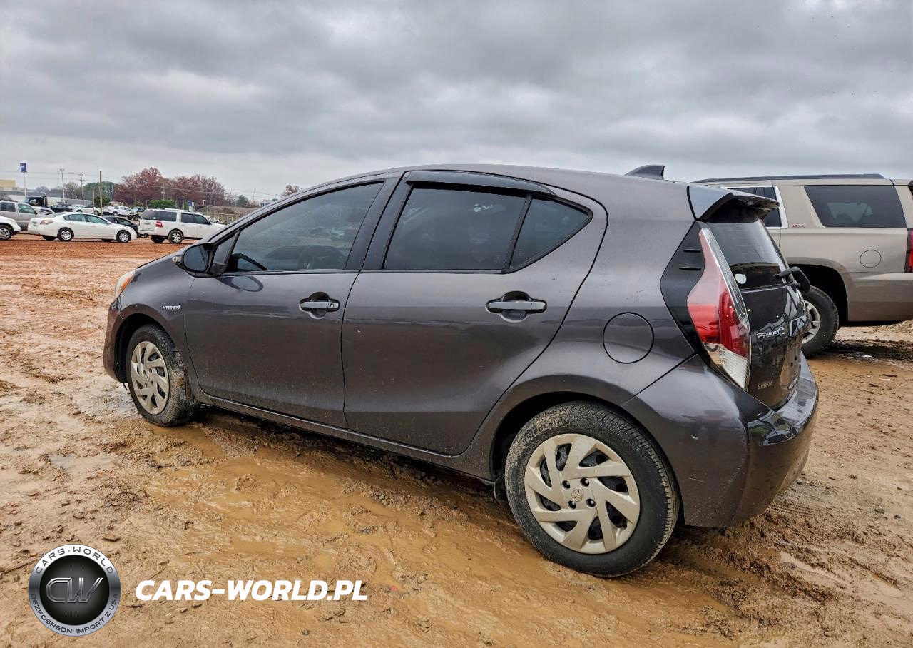 2015 Toyota Prius C VIN:JTDKDTB3XF1578471 - 2