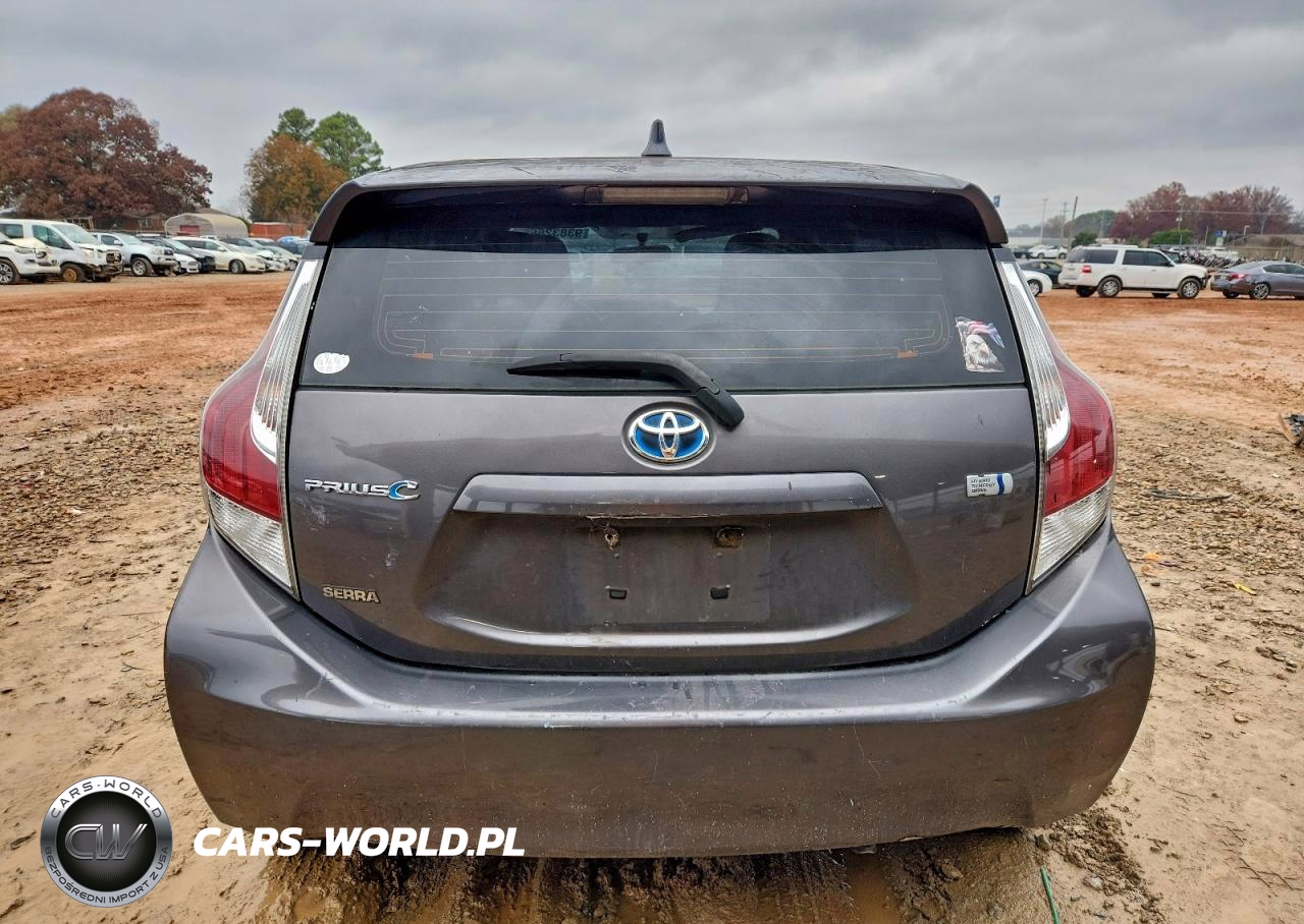 2015 Toyota Prius C VIN:JTDKDTB3XF1578471 - 6