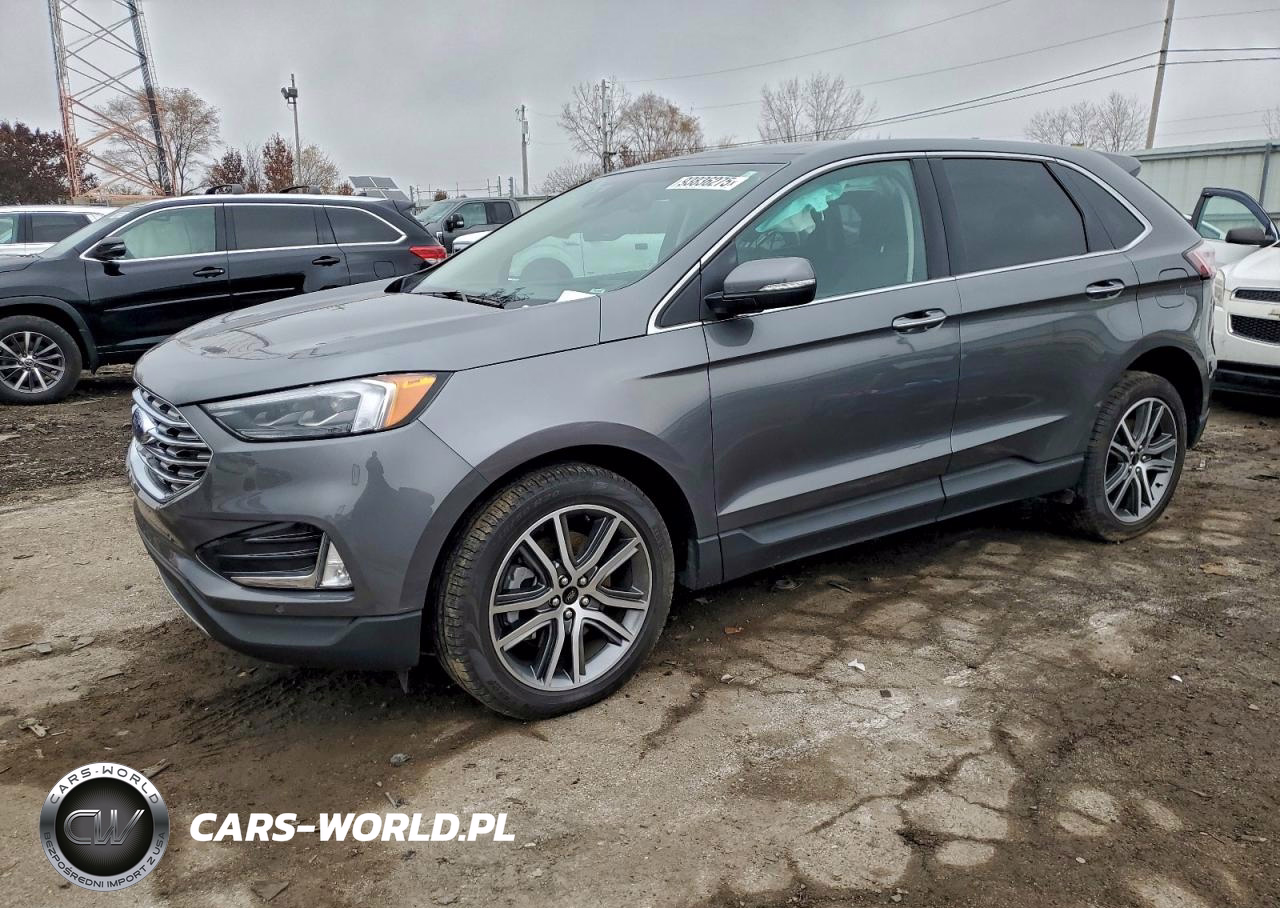 2024 Ford Edge Titanium