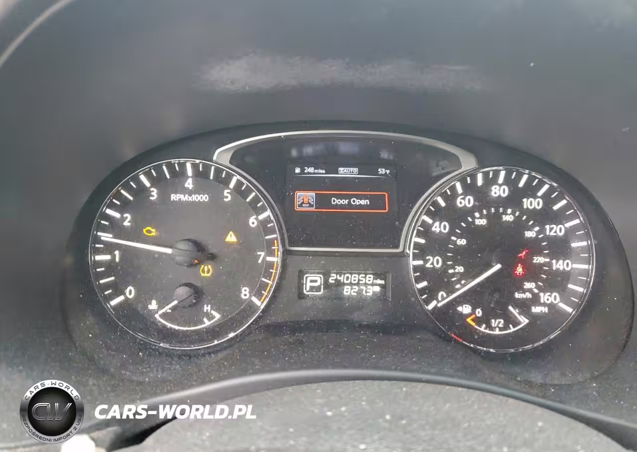 2014 Nissan Pathfinder S VIN:5N1AR2MM2EC724647 - 9