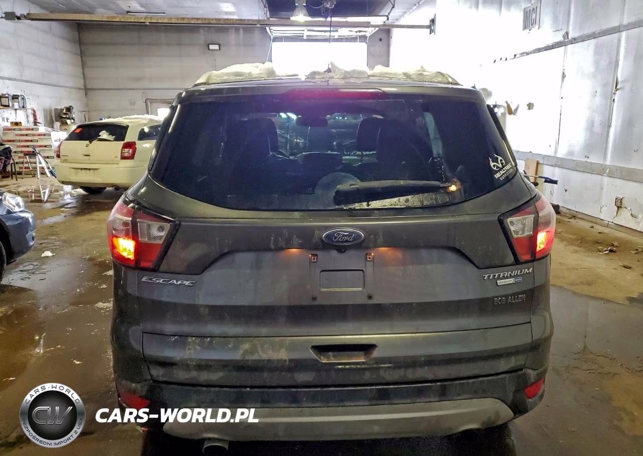 2017 Ford Escape Titanium VIN:1FMCU9J94HUD60343 - 6
