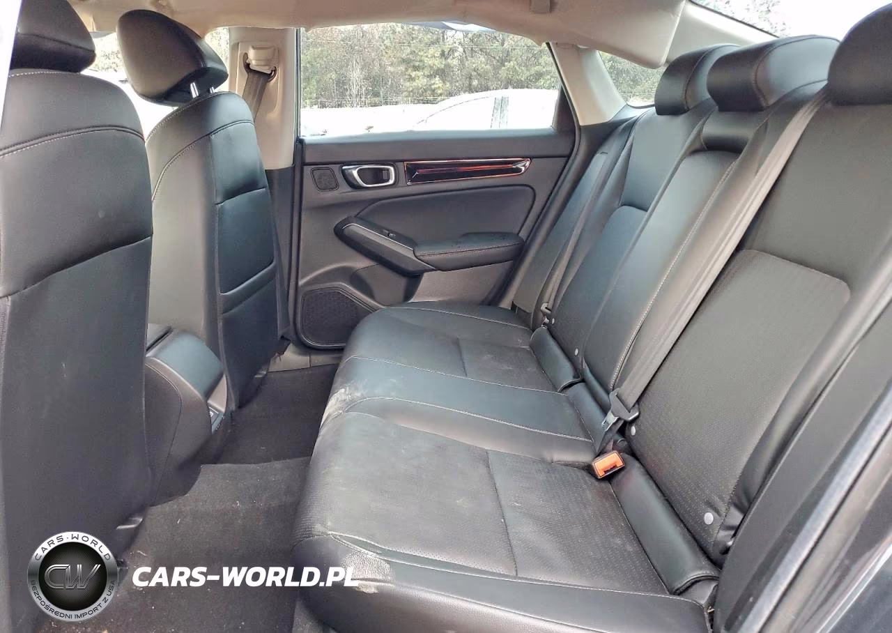 2024 Honda Civic Touring VIN:2HGFE1F92RH310930 - 10