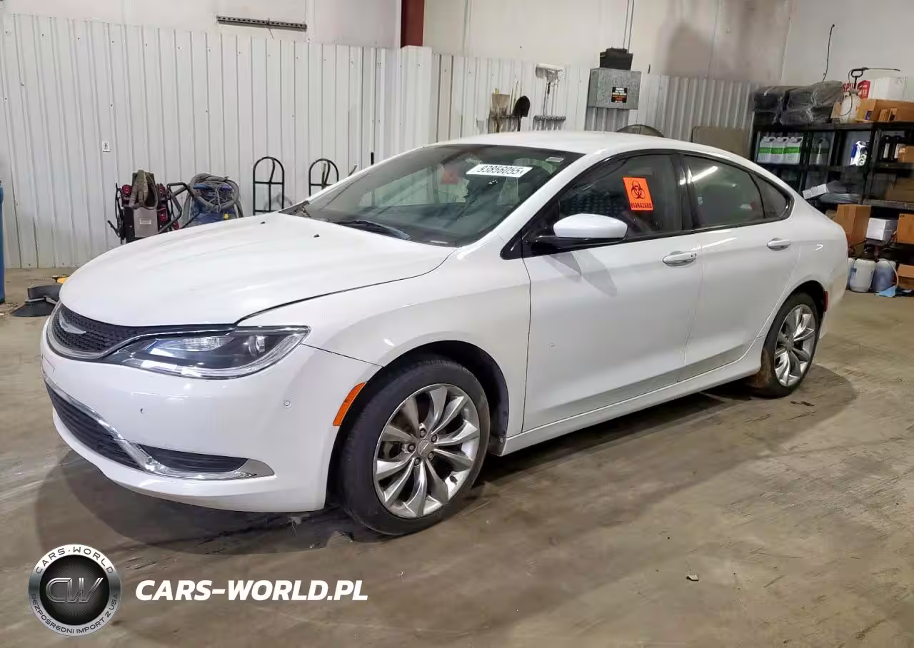 2015 Chrysler 200 S