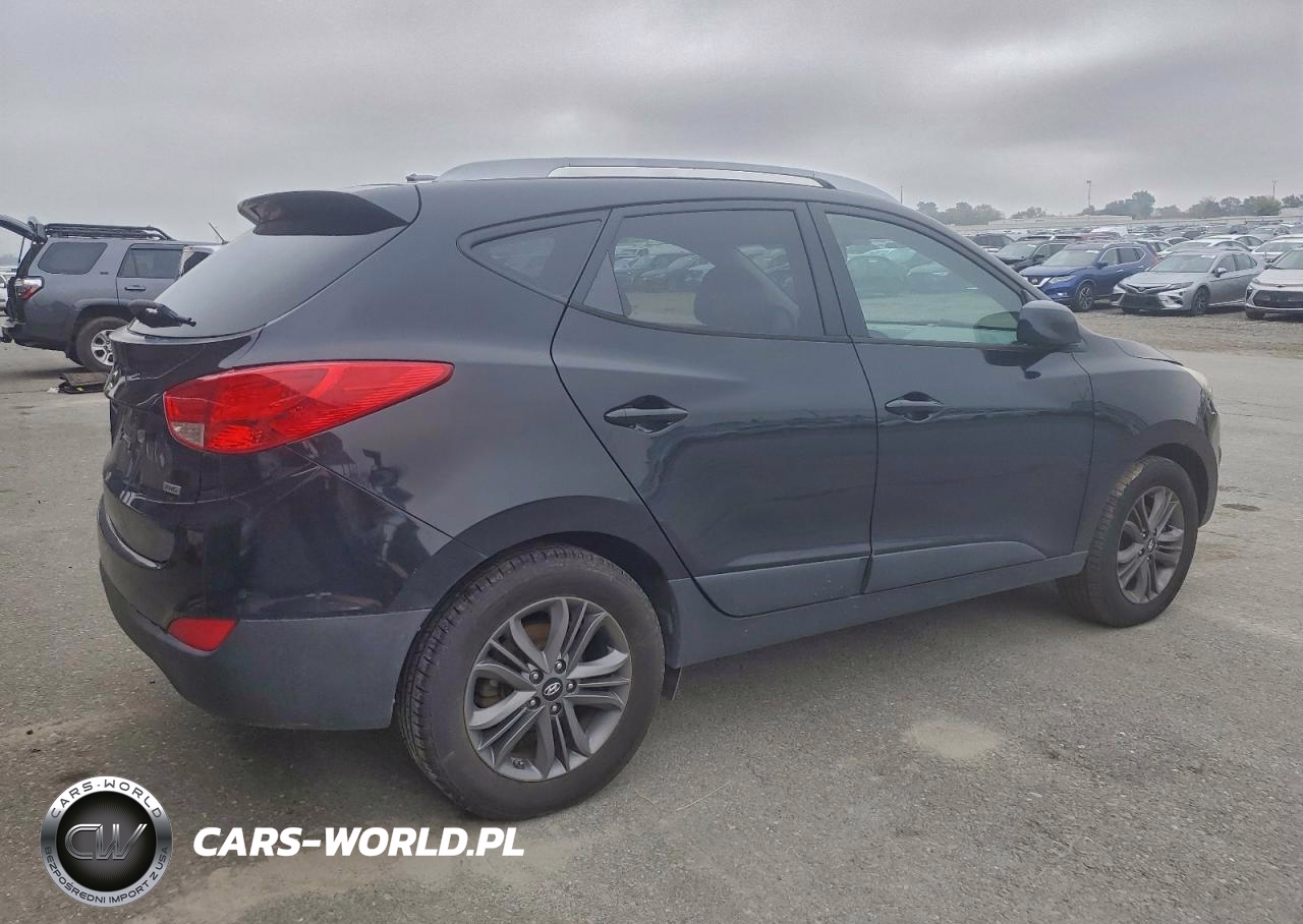 2015 Hyundai Tucson VIN:KM8JUCAG6FU115558 - 3