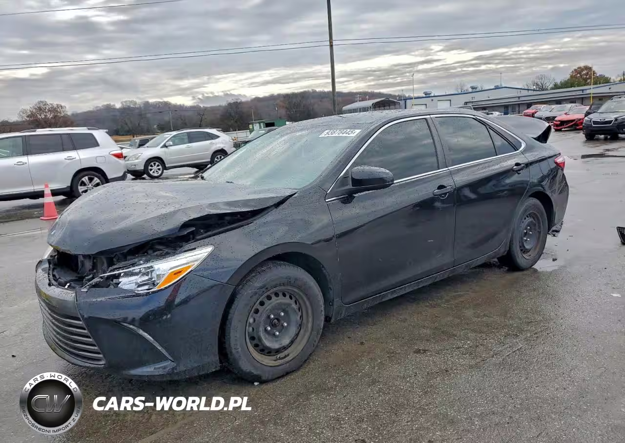 2016 Toyota Camry Le