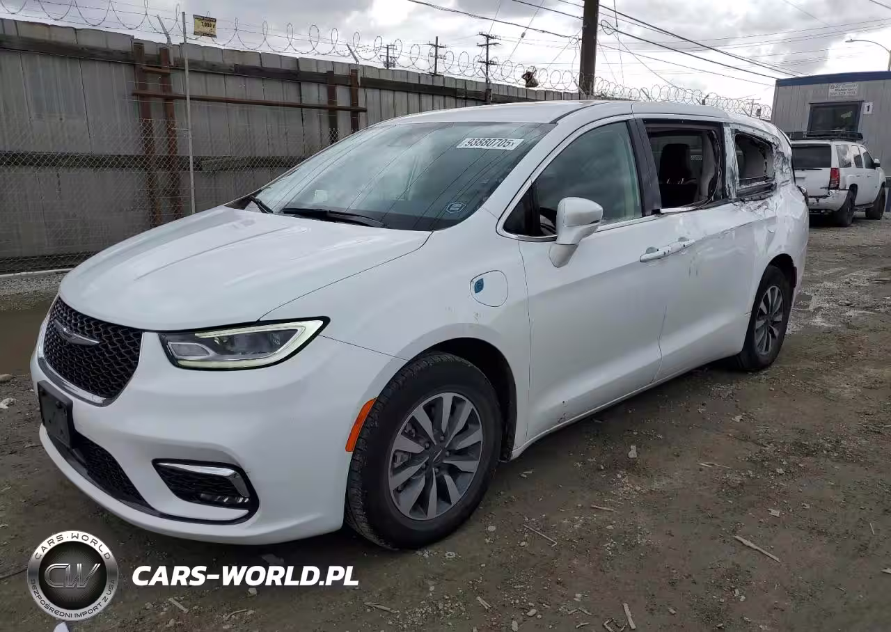 2022 Chrysler Pacifica Hybrid Touring L