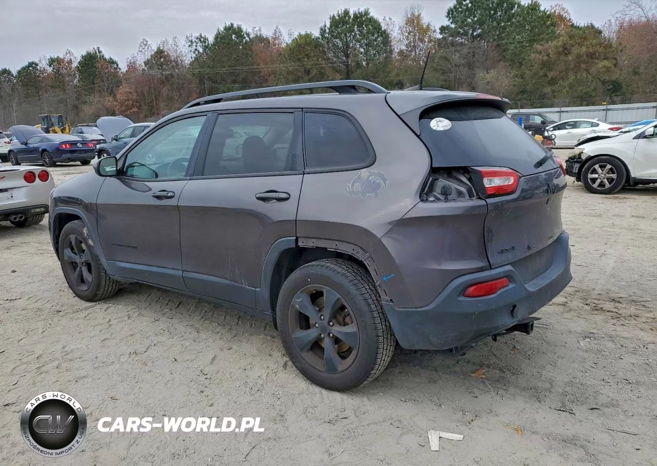 2018 Jeep Cherokee Latitude VIN:1C4PJMCX1JD521234 - 2