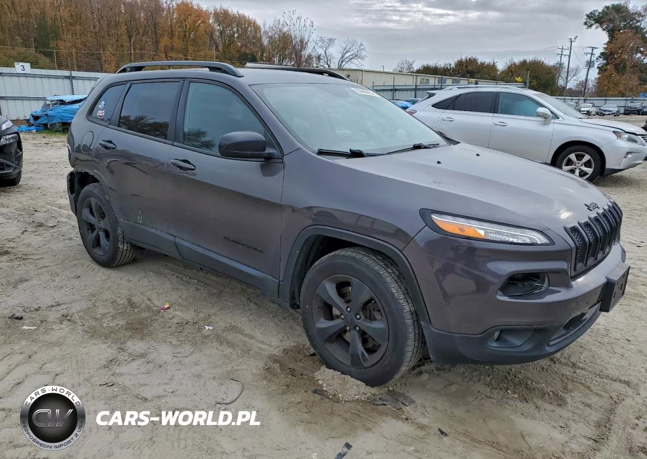 2018 Jeep Cherokee Latitude VIN:1C4PJMCX1JD521234 - 4