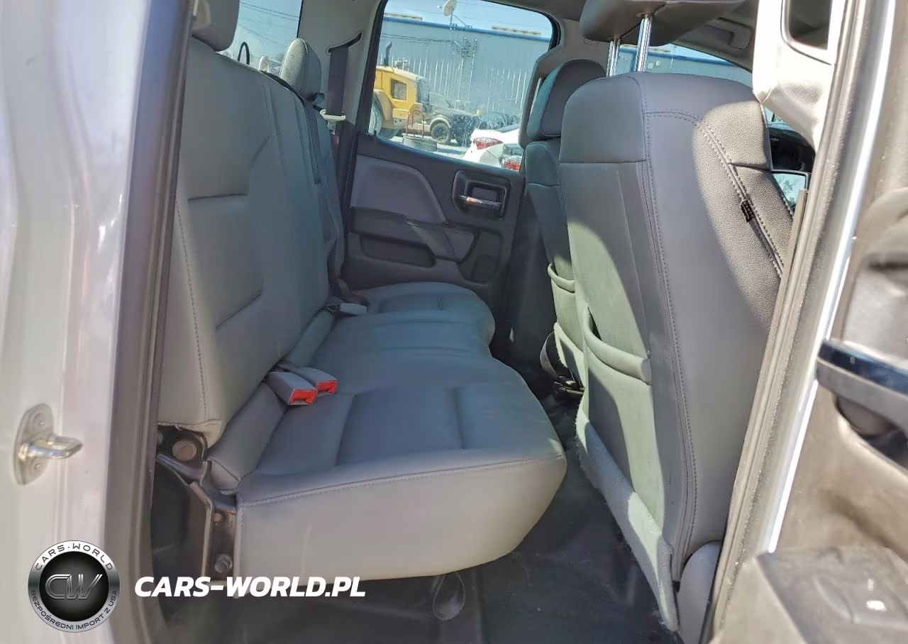 2017 Chevrolet Silverado C1500 VIN:1GCRCNEHXHZ226760 - 10