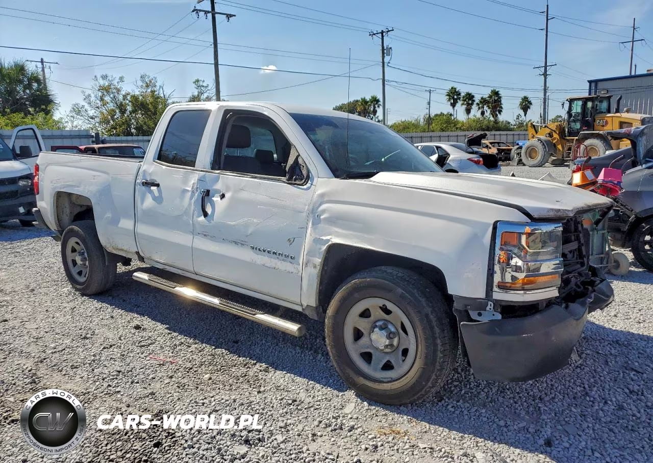 2017 Chevrolet Silverado C1500 VIN:1GCRCNEHXHZ226760 - 4