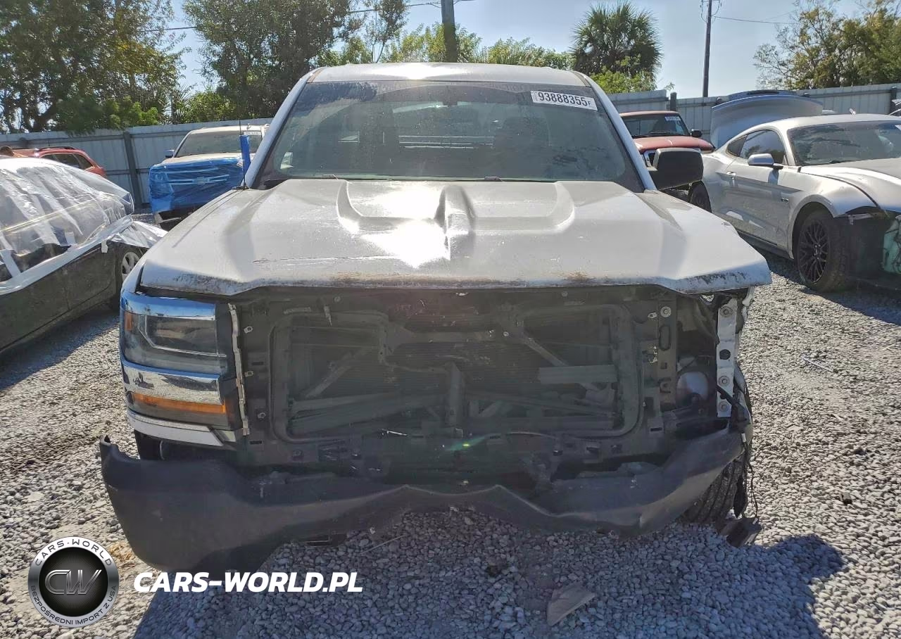 2017 Chevrolet Silverado C1500 VIN:1GCRCNEHXHZ226760 - 5