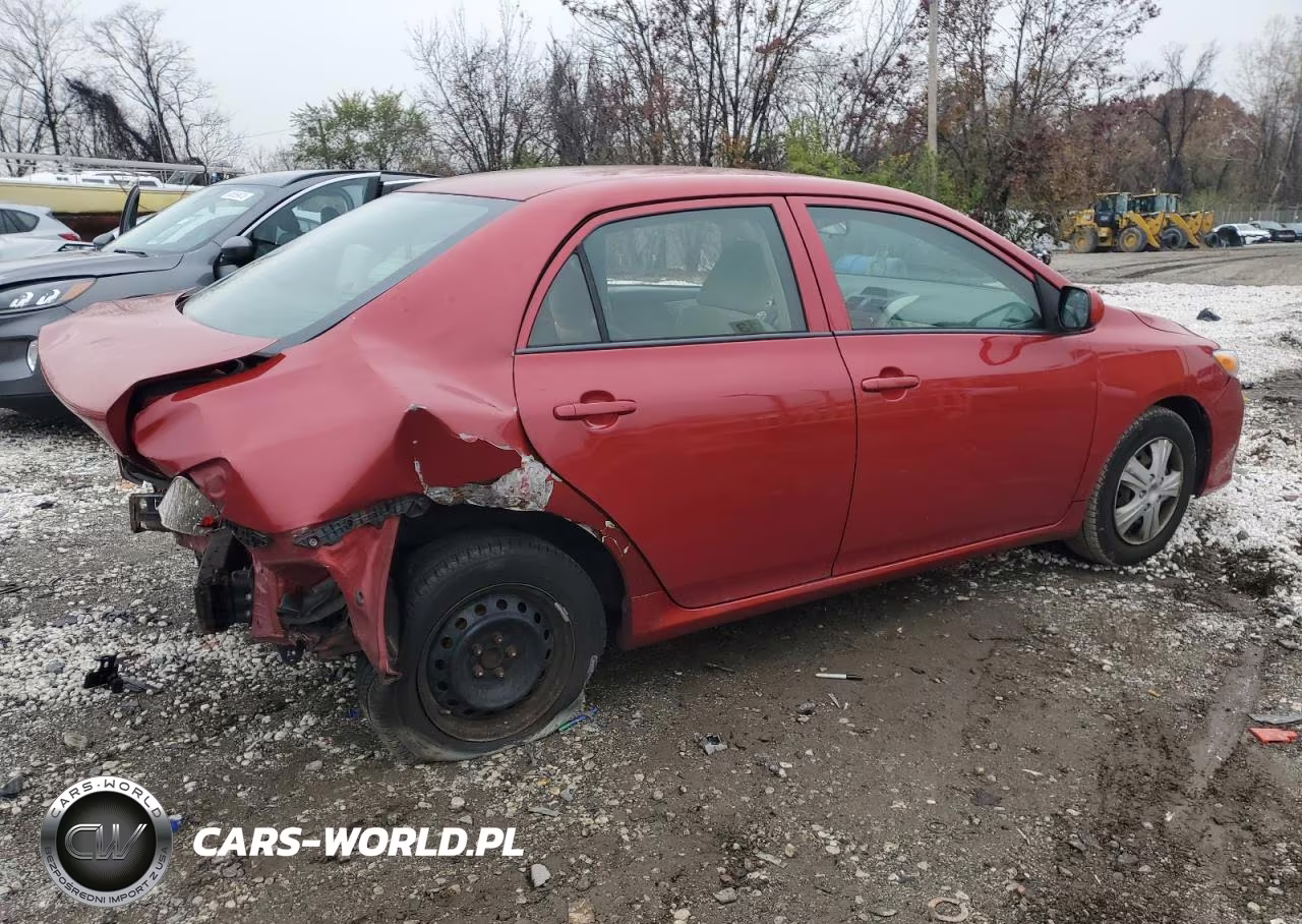 2013 Toyota Corolla VIN:JTDBU4EE9DJ121909 - 3