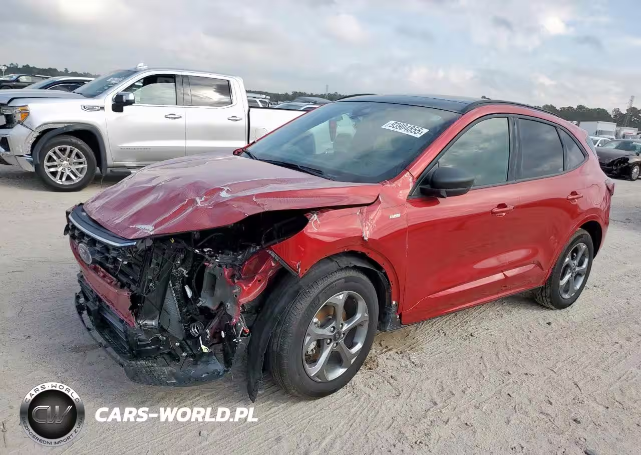 2024 Ford Escape St Line