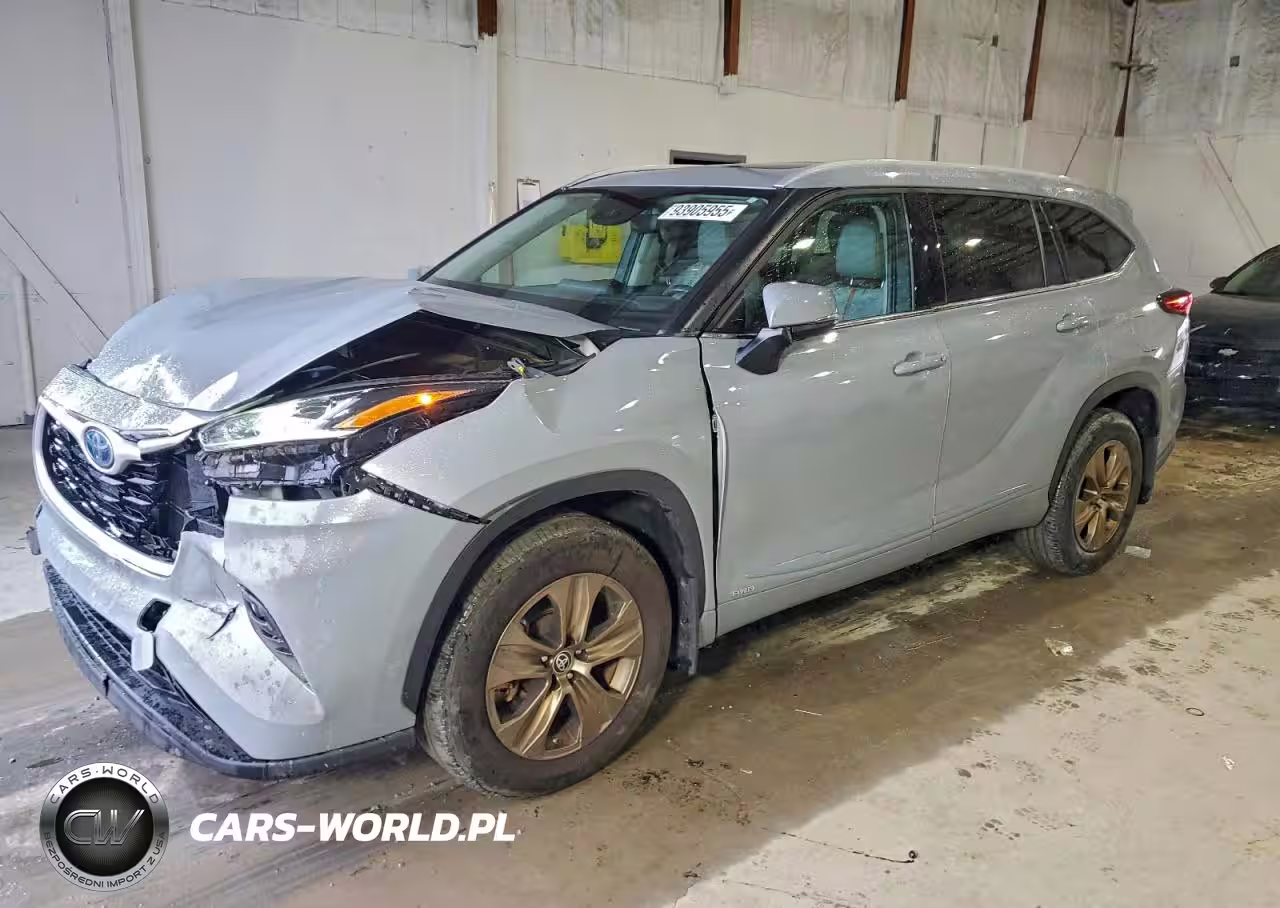 2022 Toyota Highlander Hybrid Xle