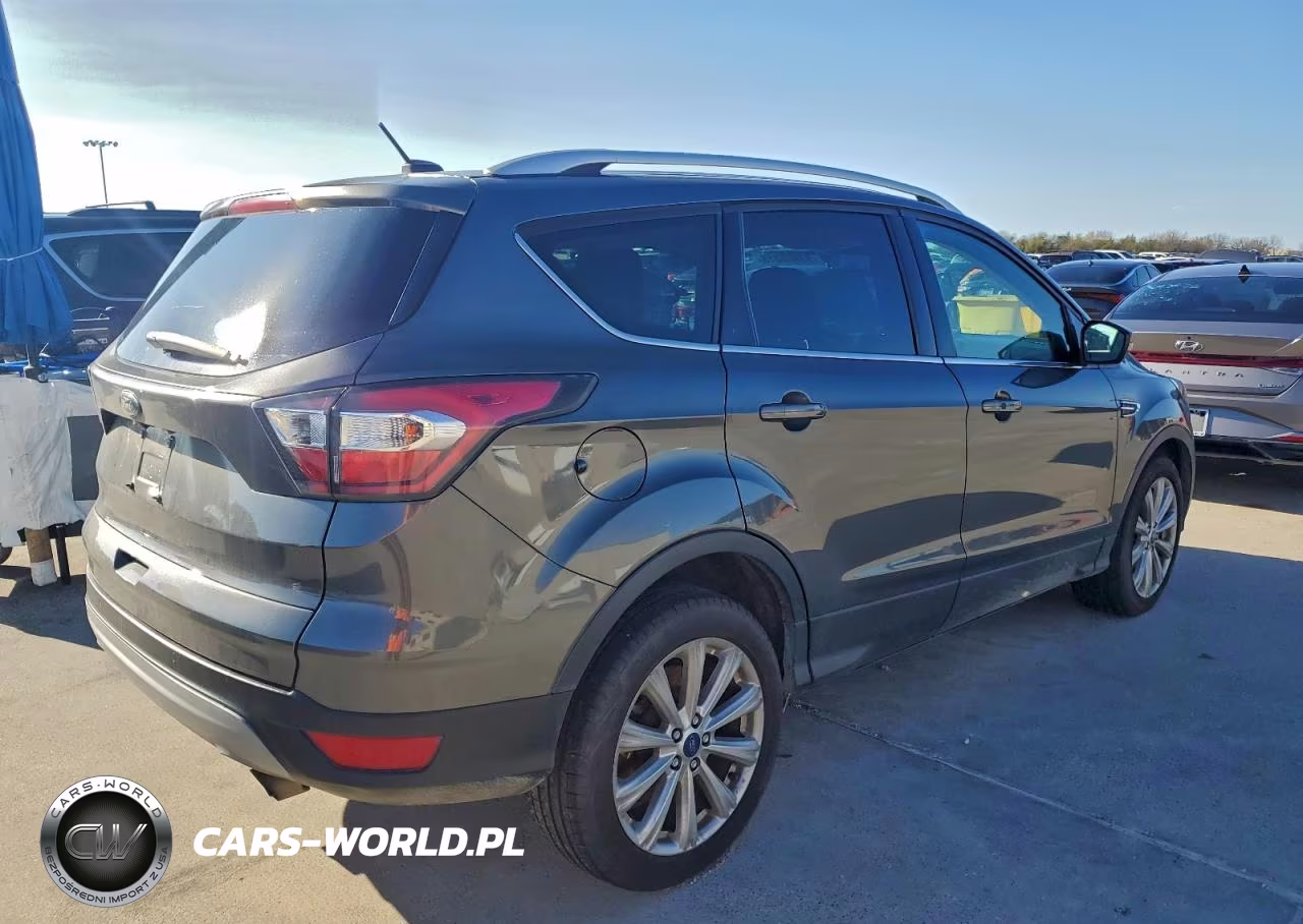 2017 Ford Escape Titanium VIN:1FMCU0JD9HUB21256 - 3