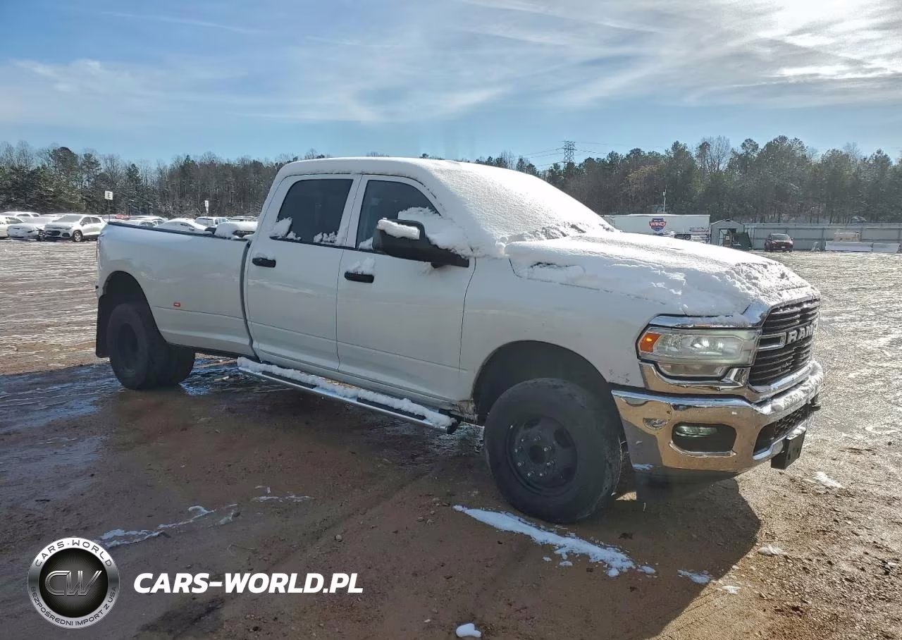 2019 Dodge Ram 2500 VIN:3C6UR5FLXFG623806 - 4