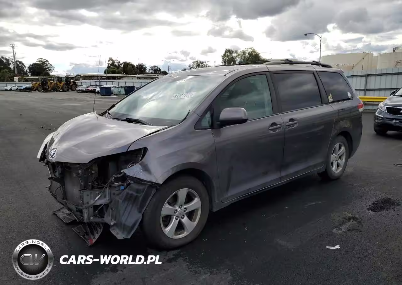 2013 Toyota Sienna Le