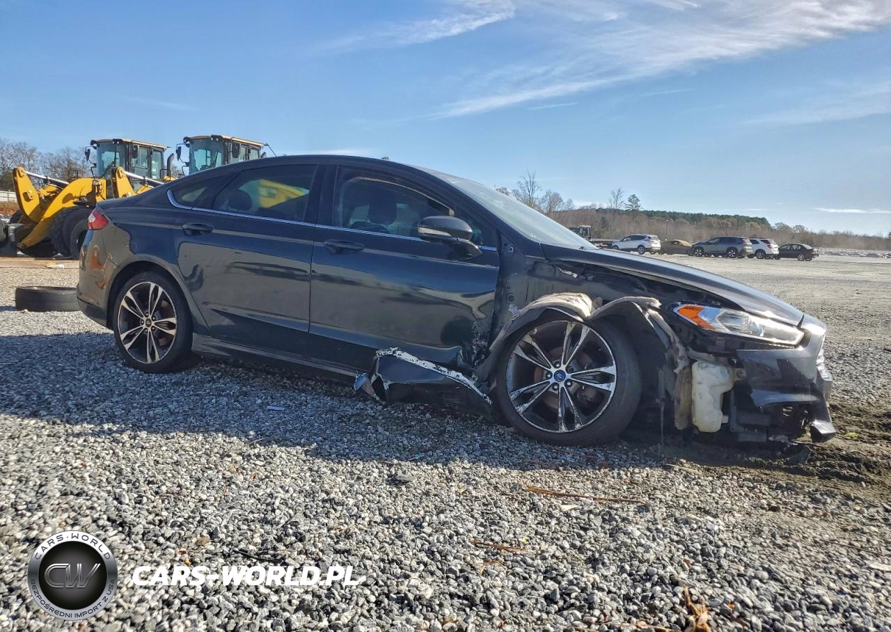 2014 Ford Fusion Se VIN:3FA6P0H93ER127640 - 4
