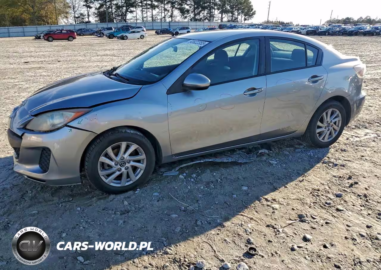 2013 Mazda 3 I