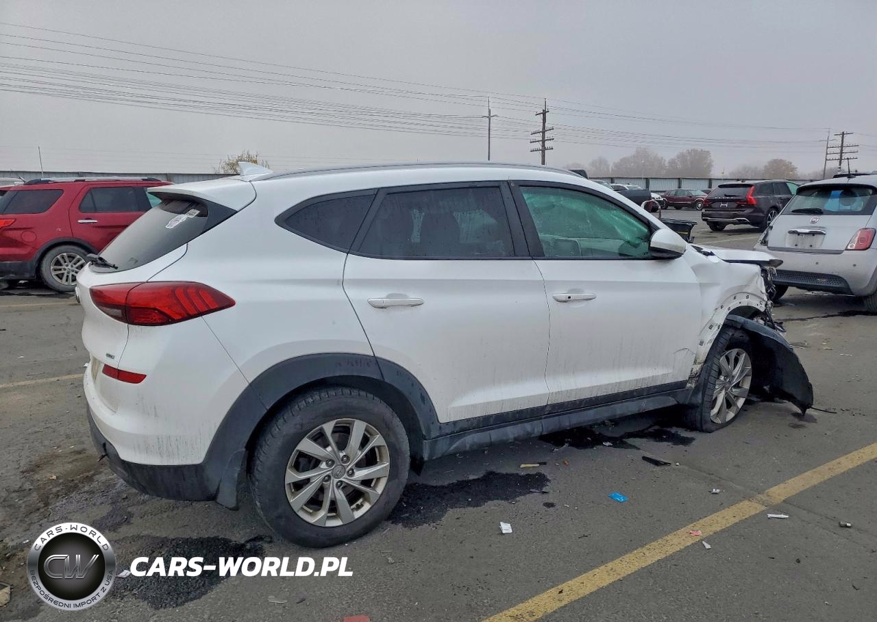 2019 Hyundai Tucson VIN:KM8J3CA48KU848794 - 3