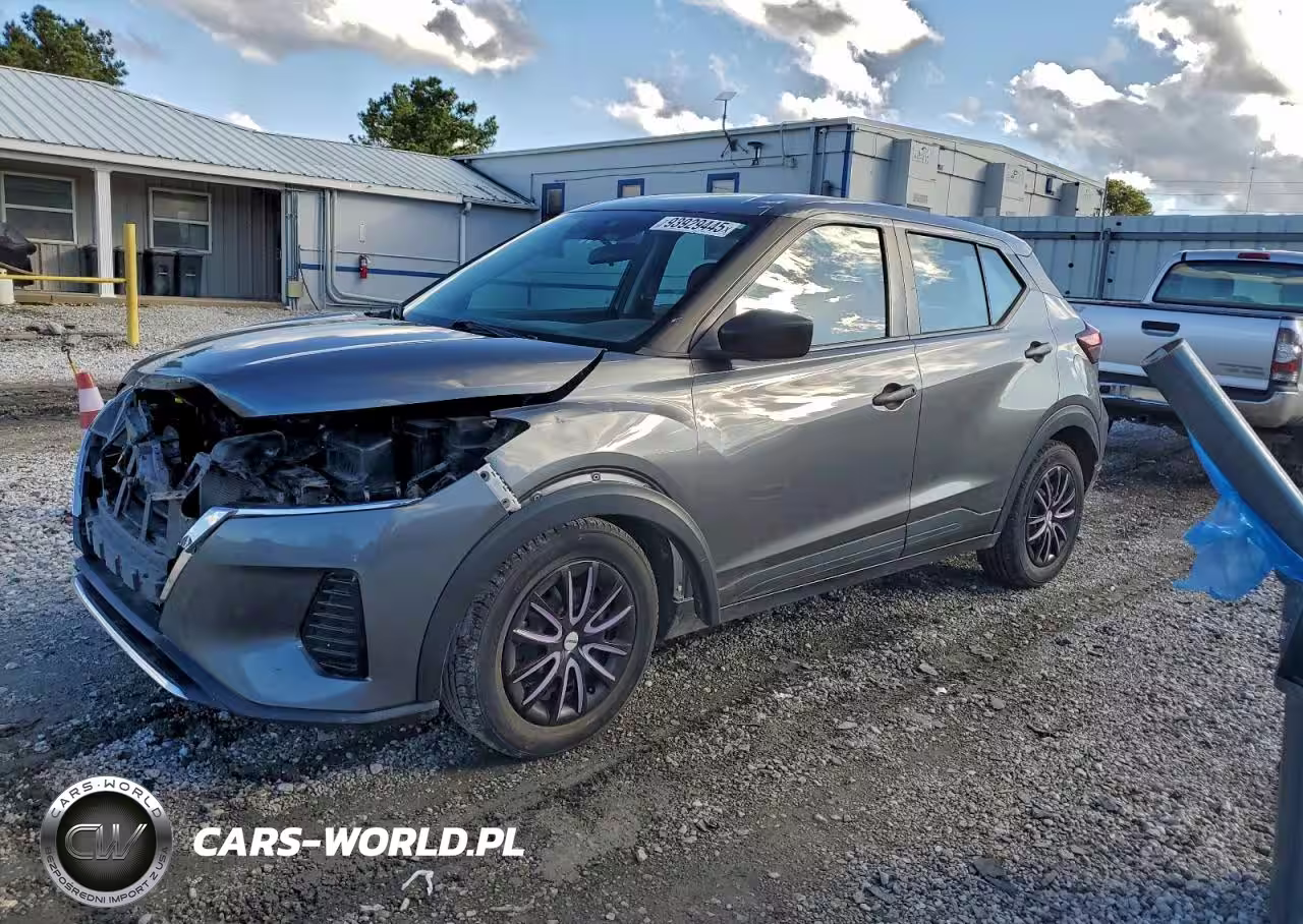 2021 Nissan Kicks S