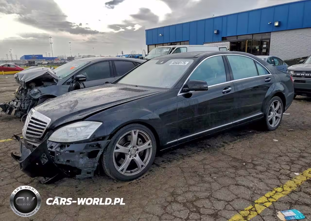 2013 Mercedes-Benz S 550 4Matic