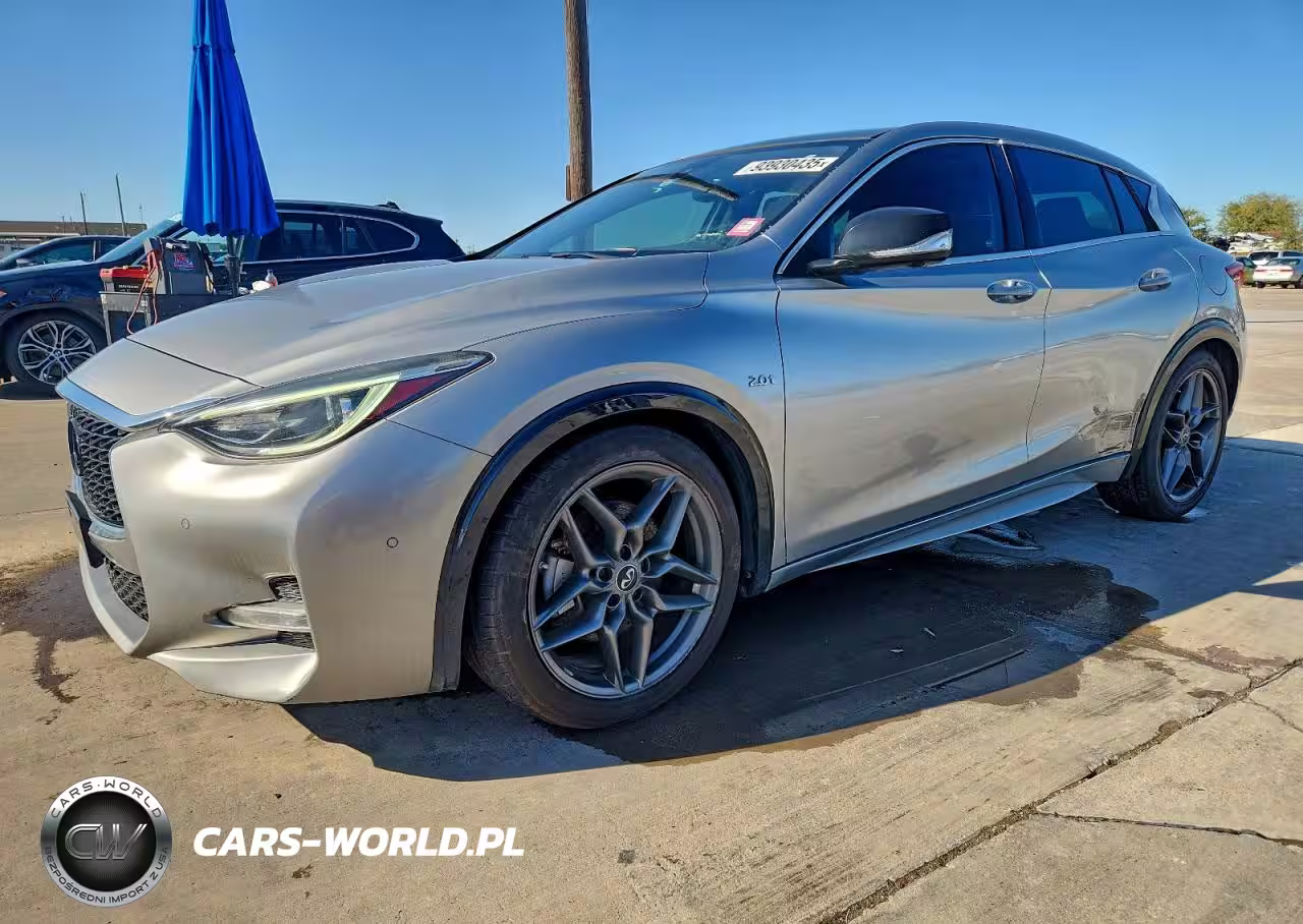 2017 Infiniti Qx30 Base