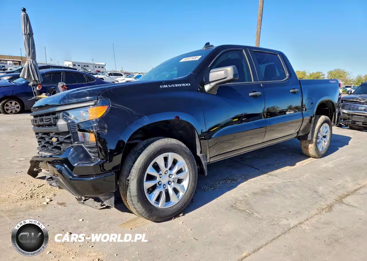 2024 CHEVROLET SILVERADO K1500 CUSTOM