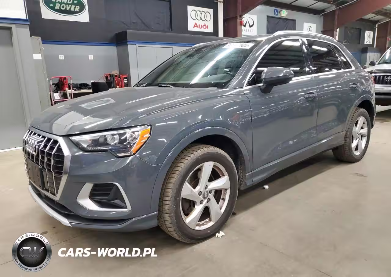 2019 Audi Q3 Premium