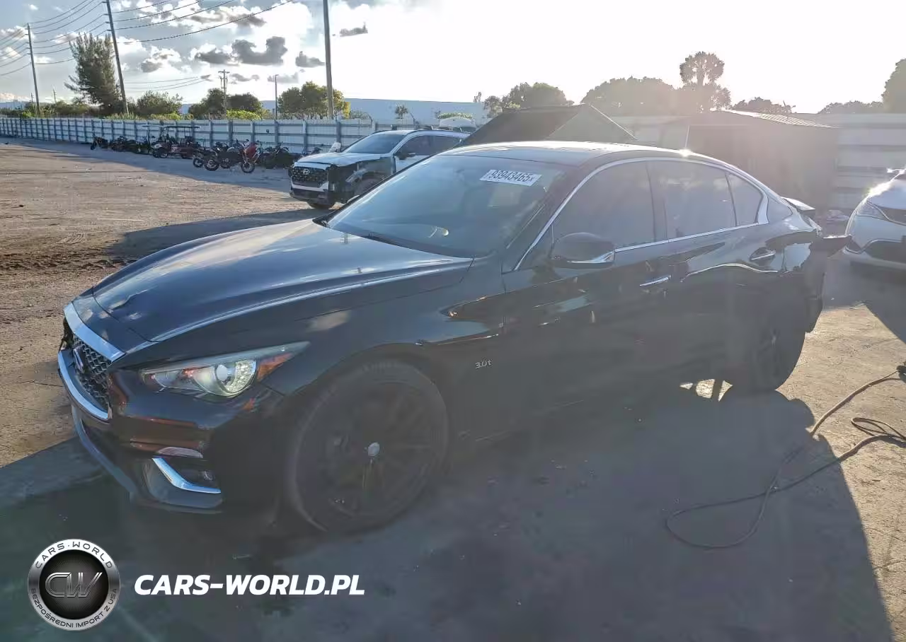 2018 Infiniti Q50 Luxe