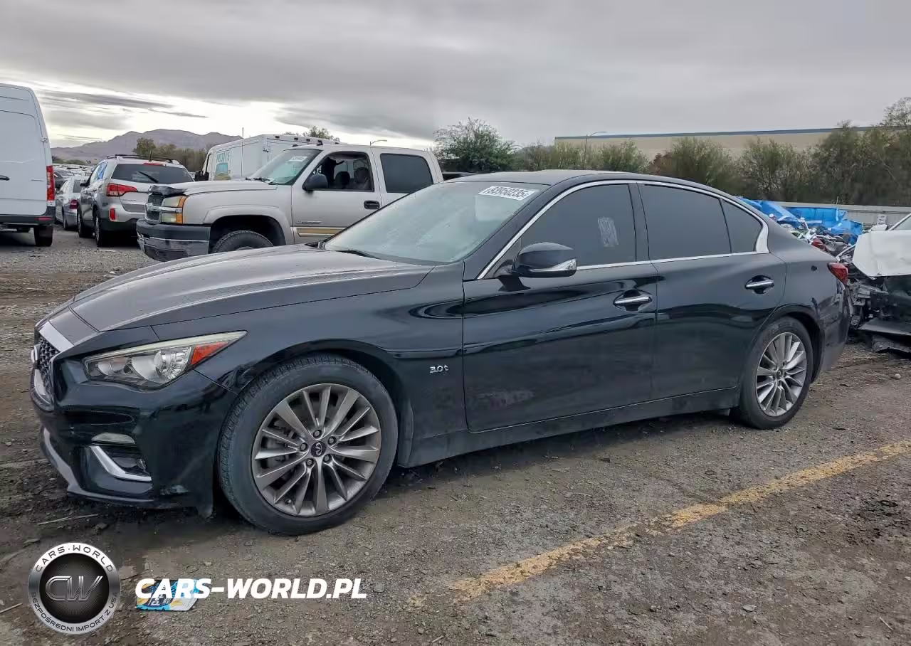 2018 Infiniti Q50 Luxe