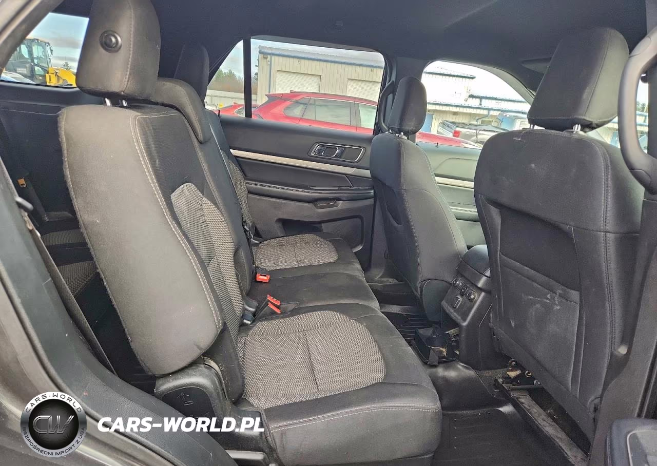 2019 Ford Explorer Xlt VIN:1FM5K8D88KGA34806 - 11