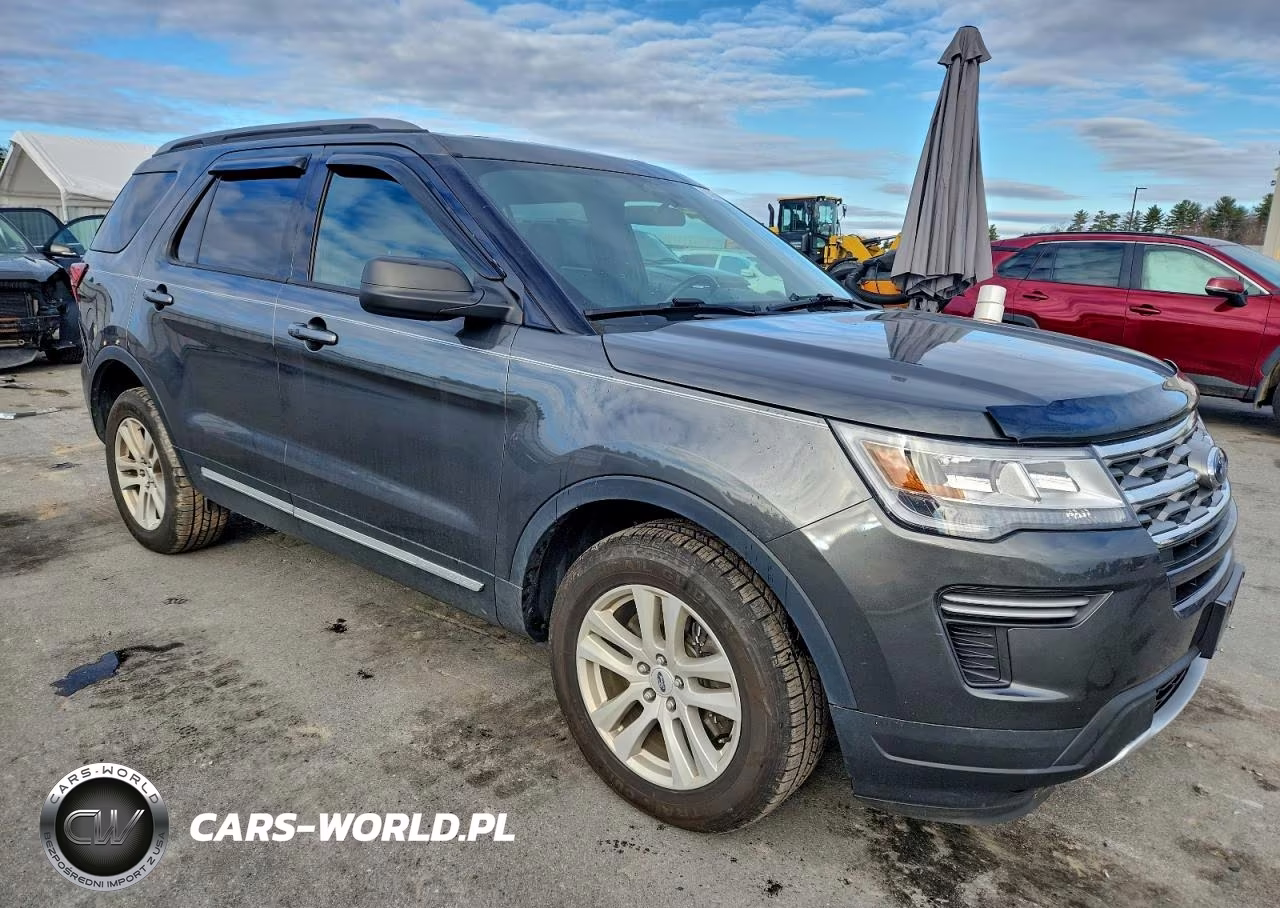 2019 Ford Explorer Xlt VIN:1FM5K8D88KGA34806 - 4