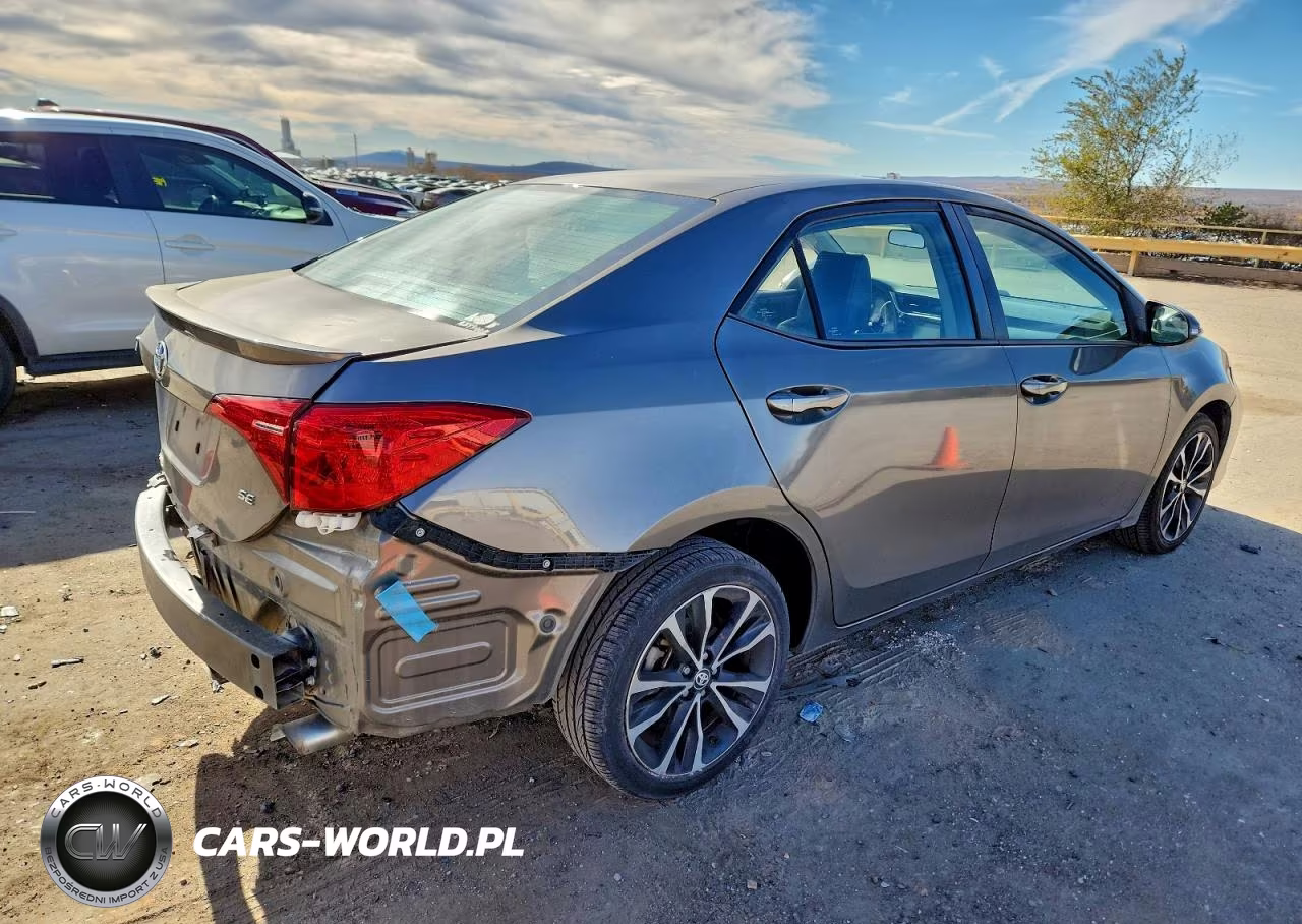 2017 Toyota Corolla L VIN:5YFBURHE5HP711230 - 3