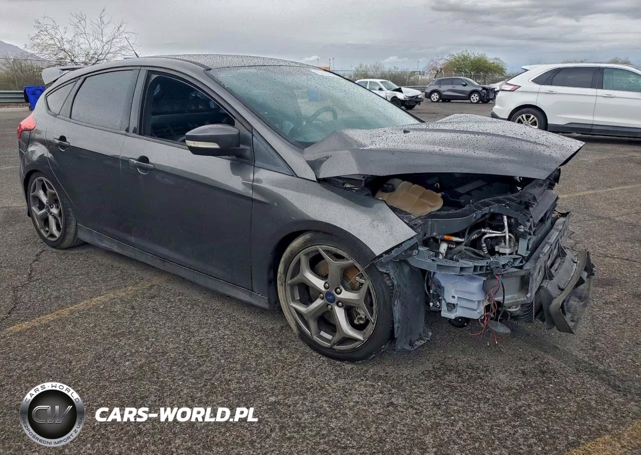 2018 Ford Focus St VIN:1FADP3L95JL332109 - 4