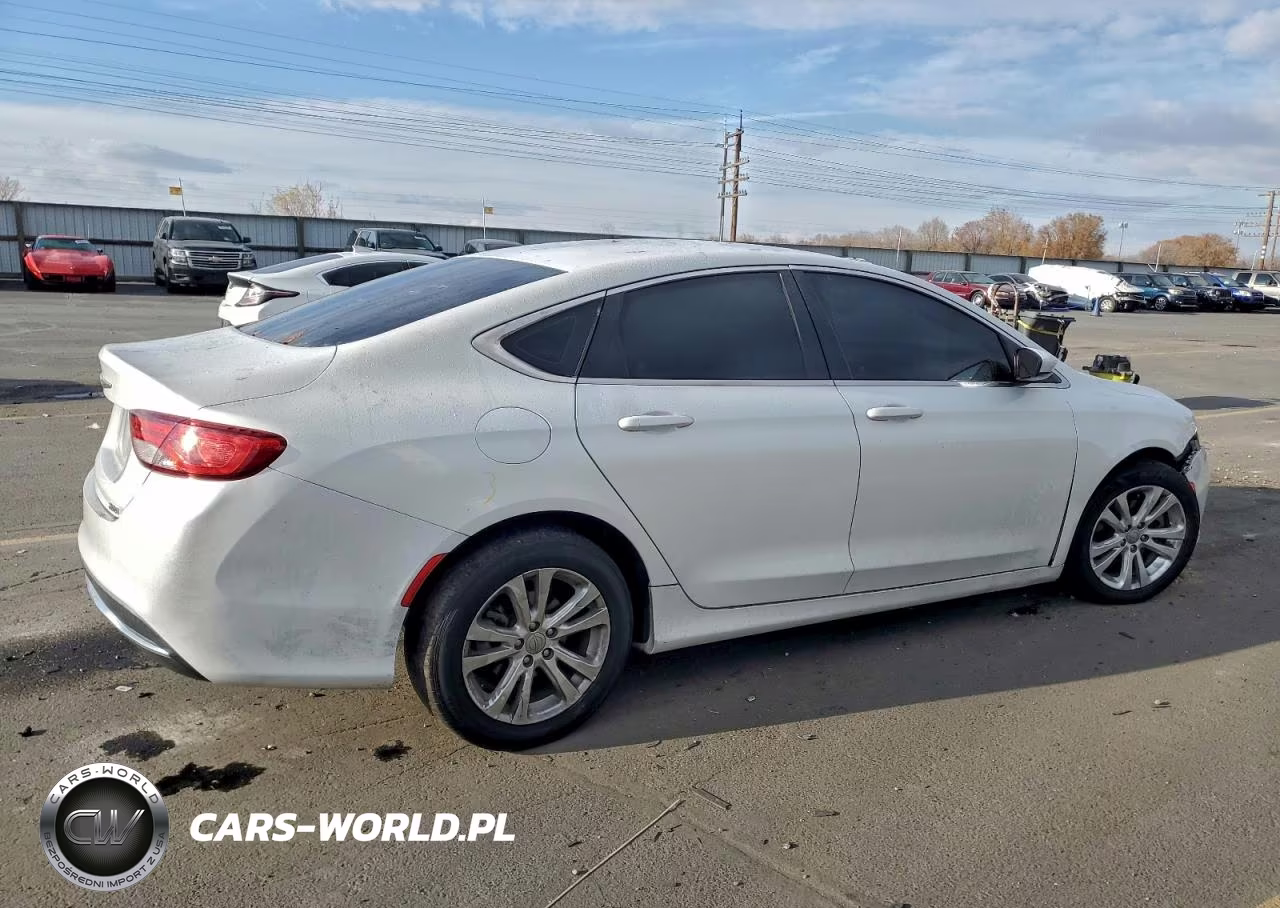 2015 Chrysler 200 Limited VIN:1C3CCCAB9FN647454 - 3