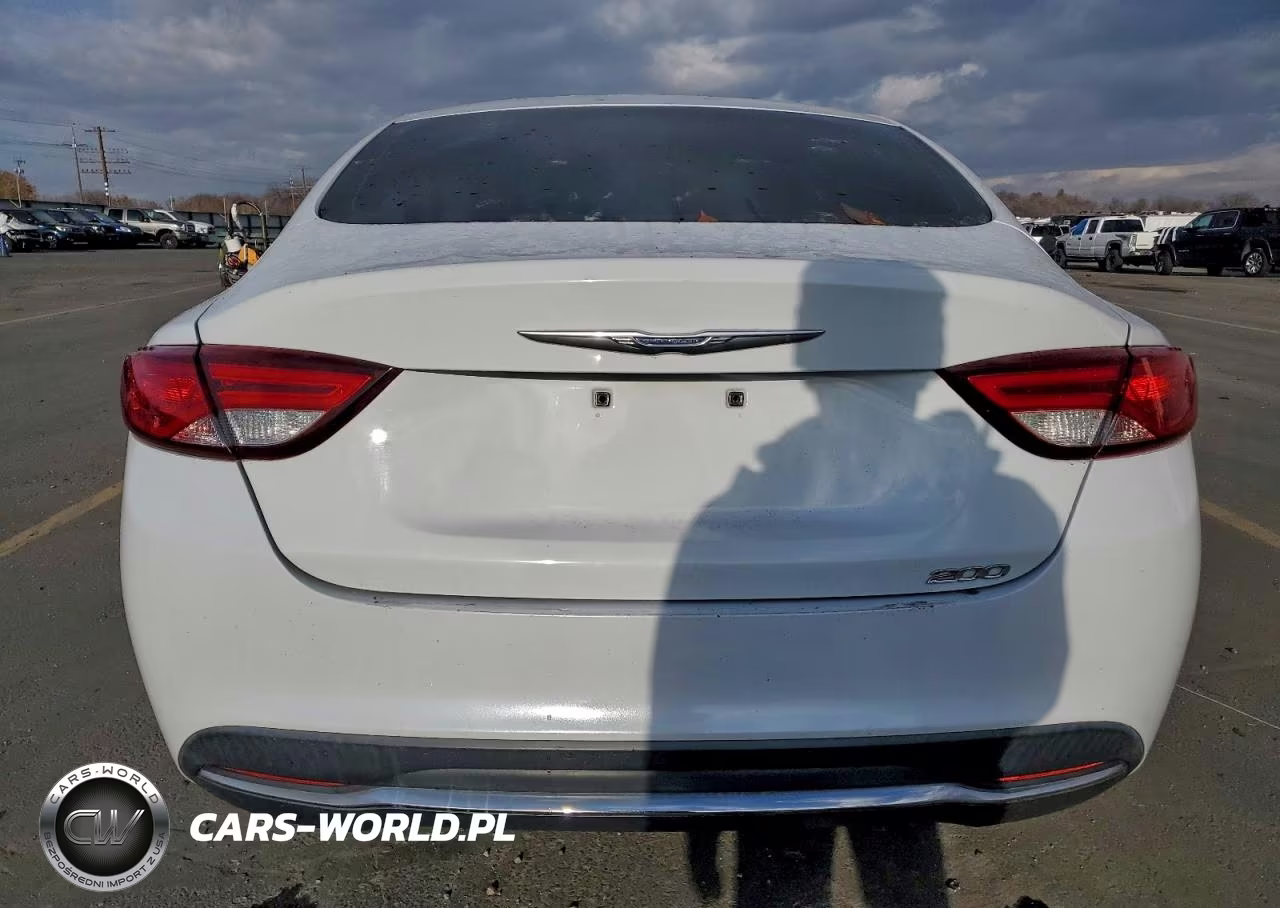 2015 Chrysler 200 Limited VIN:1C3CCCAB9FN647454 - 6
